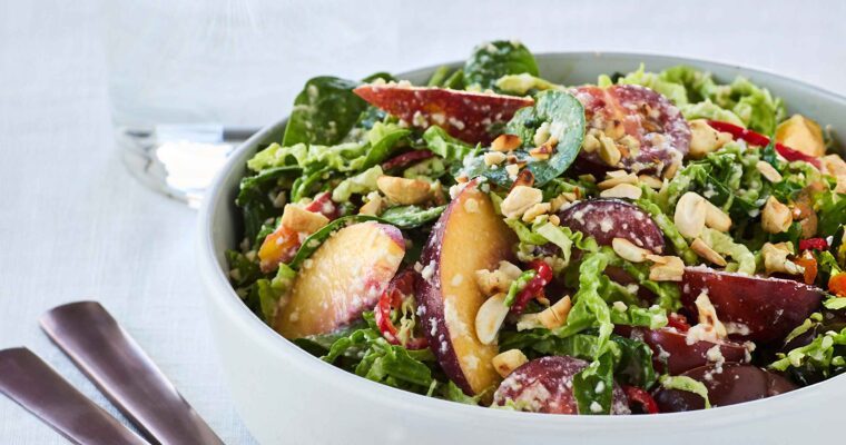 Antiinflammatorisk nektarinsalat med cashewdressing